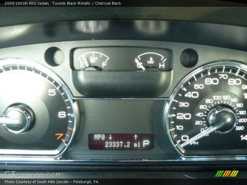 Tuxedo Black Metallic / Charcoal Black 2009 Lincoln MKS Sedan