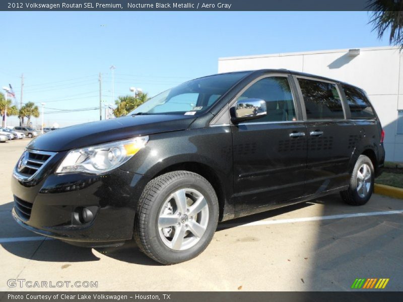 Nocturne Black Metallic / Aero Gray 2012 Volkswagen Routan SEL Premium
