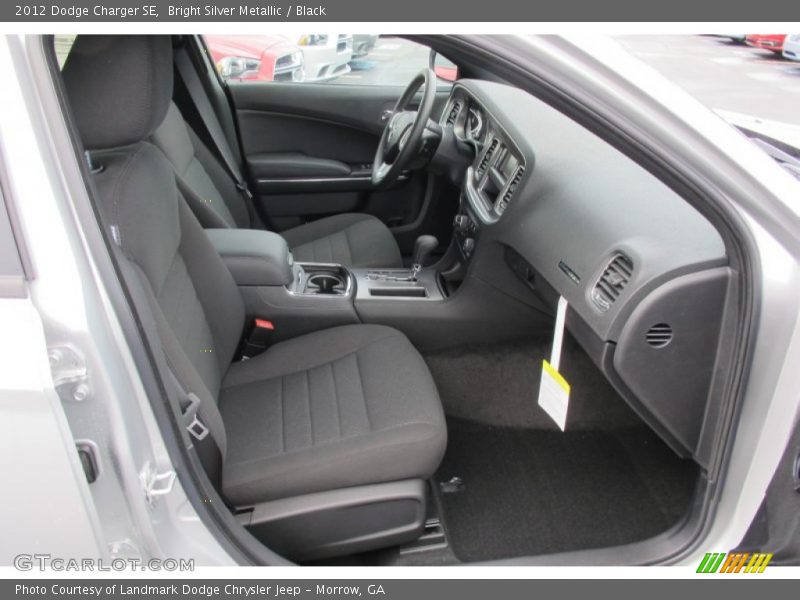 Bright Silver Metallic / Black 2012 Dodge Charger SE