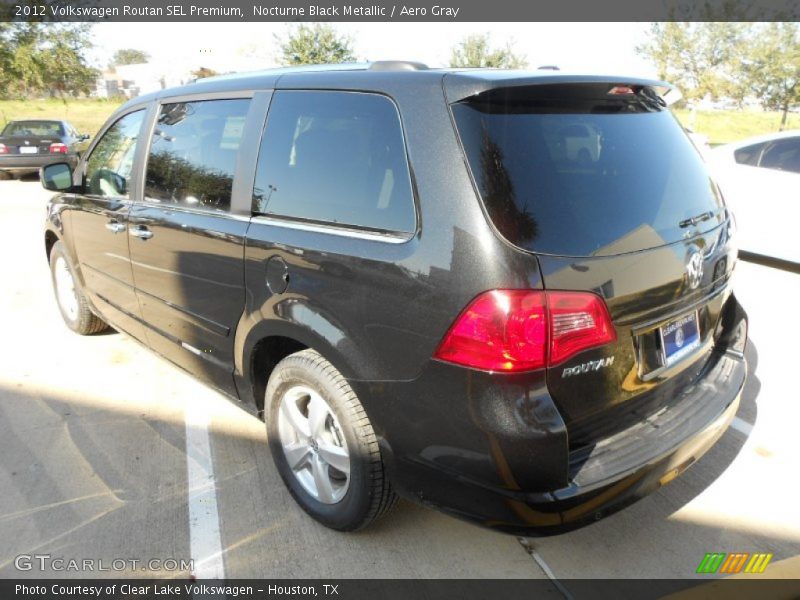 Nocturne Black Metallic / Aero Gray 2012 Volkswagen Routan SEL Premium