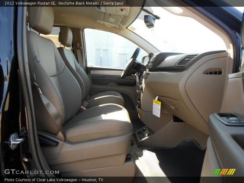 Nocturne Black Metallic / Sierra Sand 2012 Volkswagen Routan SE