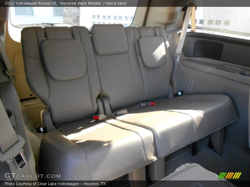 Nocturne Black Metallic / Sierra Sand 2012 Volkswagen Routan SE