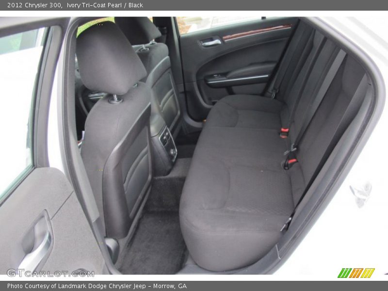 Ivory Tri-Coat Pearl / Black 2012 Chrysler 300