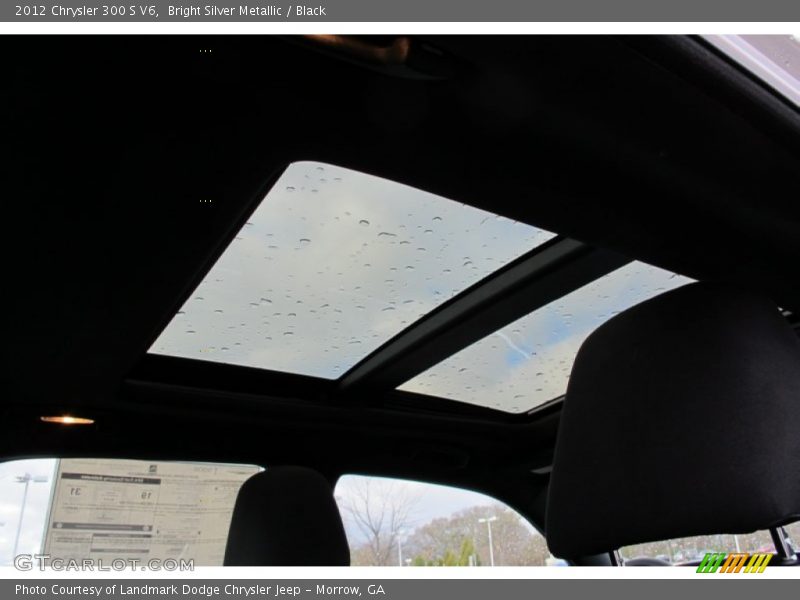 Bright Silver Metallic / Black 2012 Chrysler 300 S V6