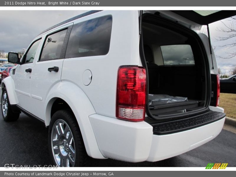 Bright White / Dark Slate Gray 2011 Dodge Nitro Heat