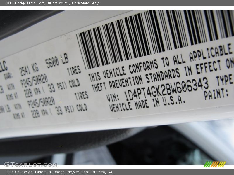 Bright White / Dark Slate Gray 2011 Dodge Nitro Heat