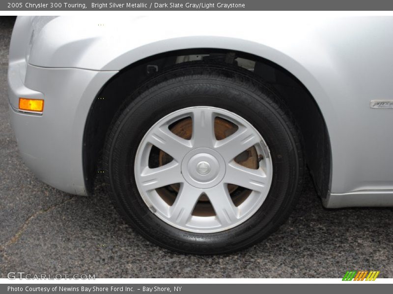Bright Silver Metallic / Dark Slate Gray/Light Graystone 2005 Chrysler 300 Touring