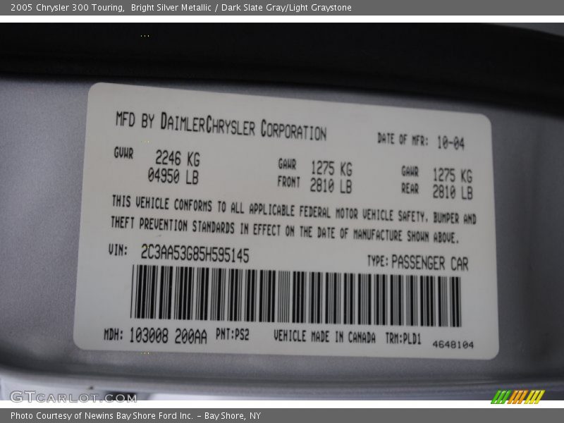 Bright Silver Metallic / Dark Slate Gray/Light Graystone 2005 Chrysler 300 Touring