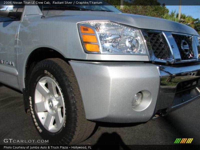 Radiant Silver / Graphite/Titanium 2006 Nissan Titan LE Crew Cab