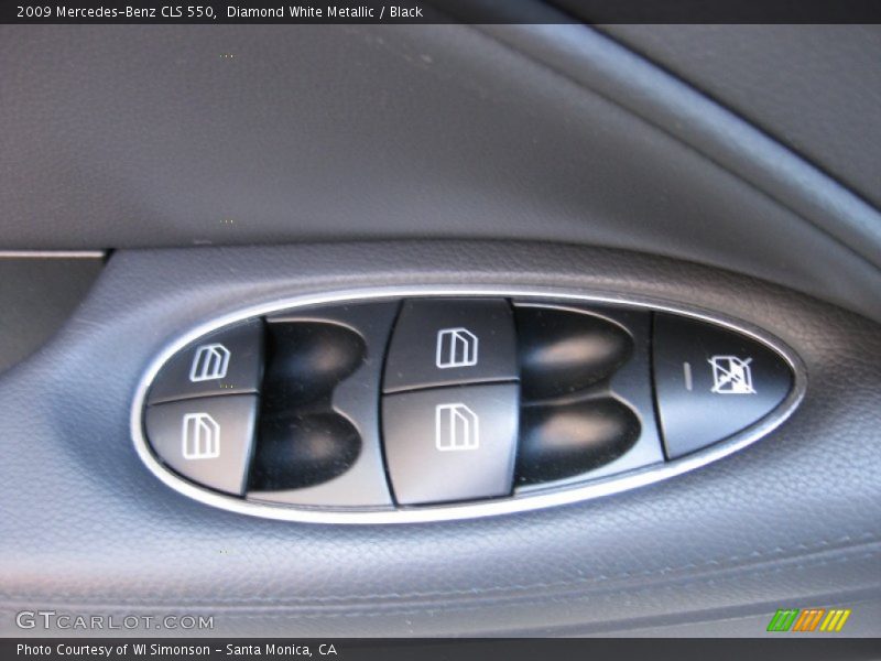 Diamond White Metallic / Black 2009 Mercedes-Benz CLS 550