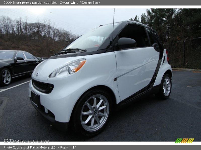 Crystal White / Design Black 2009 Smart fortwo passion cabriolet