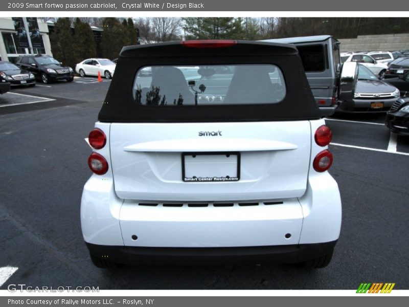 Crystal White / Design Black 2009 Smart fortwo passion cabriolet