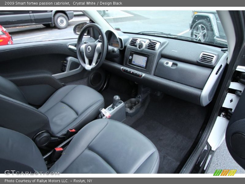  2009 fortwo passion cabriolet Design Black Interior