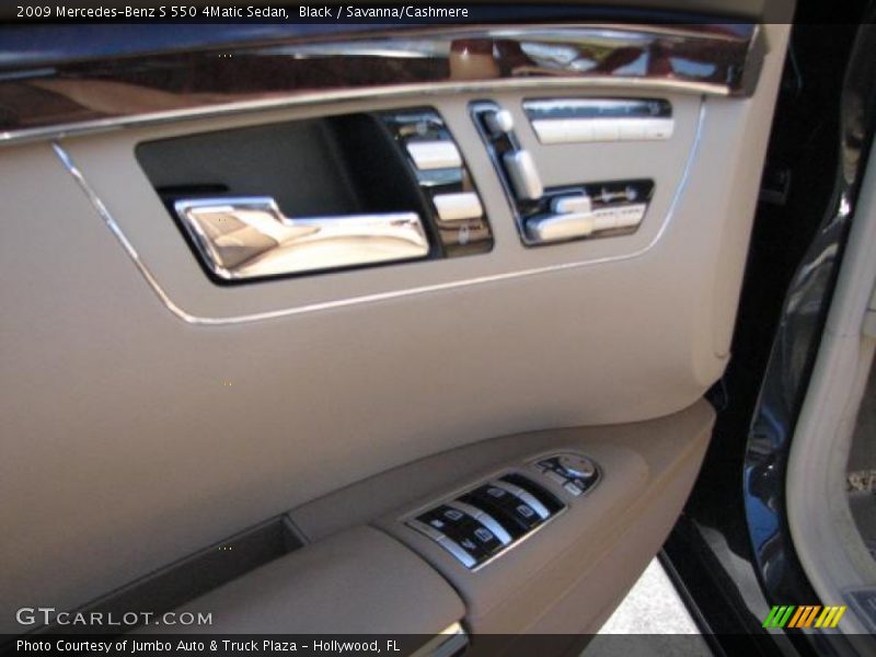 Black / Savanna/Cashmere 2009 Mercedes-Benz S 550 4Matic Sedan