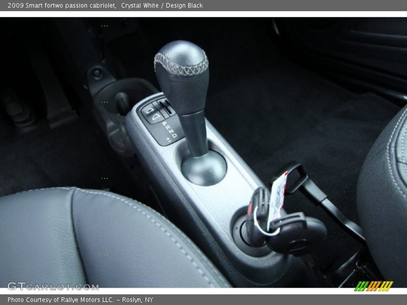  2009 fortwo passion cabriolet 5 Speed Automated Manual Shifter