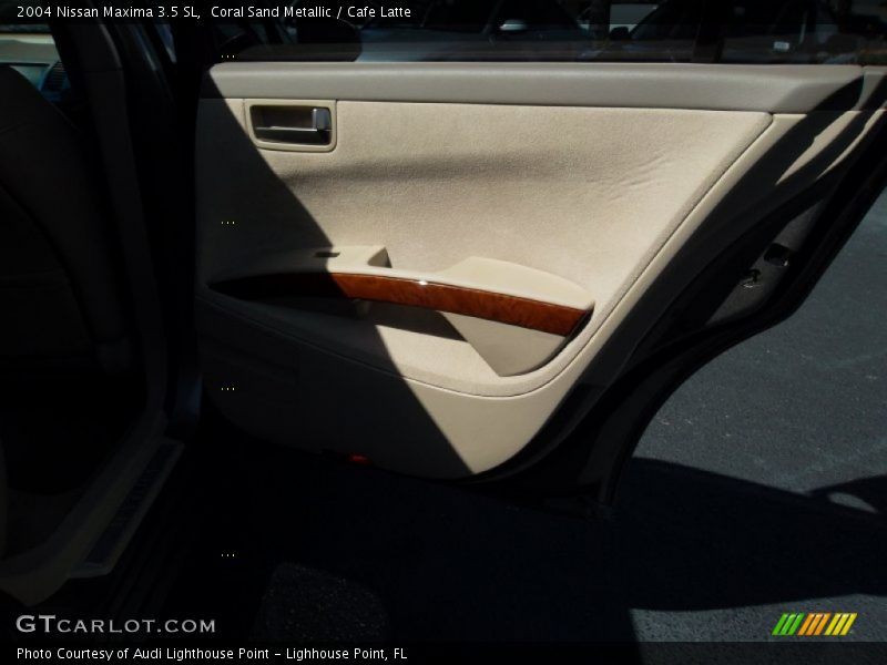 Coral Sand Metallic / Cafe Latte 2004 Nissan Maxima 3.5 SL