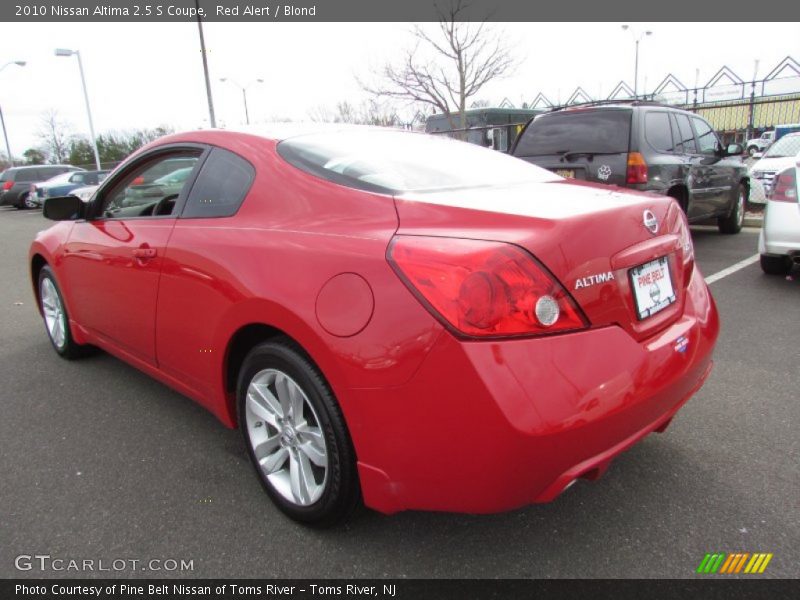 Red Alert / Blond 2010 Nissan Altima 2.5 S Coupe