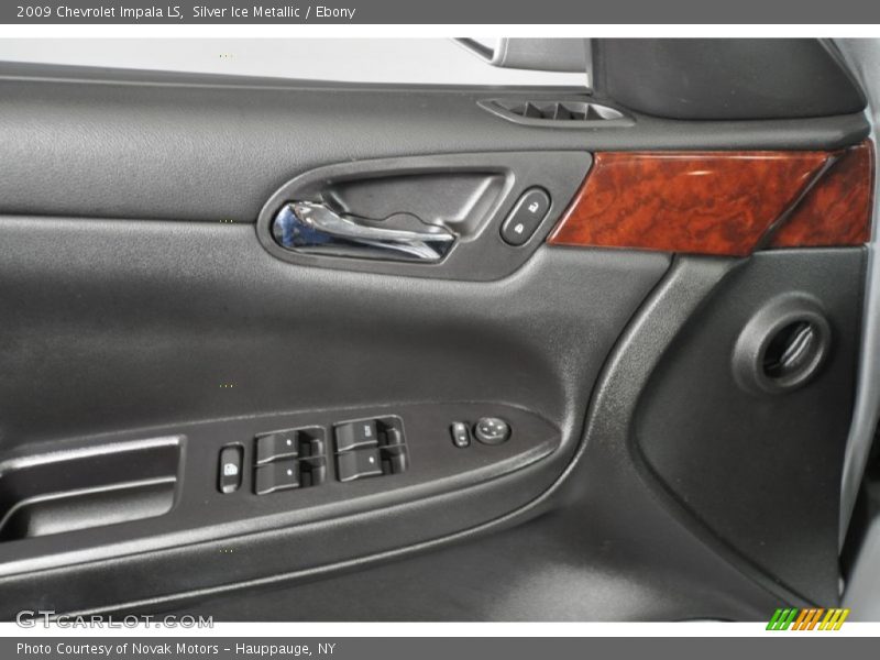 Silver Ice Metallic / Ebony 2009 Chevrolet Impala LS