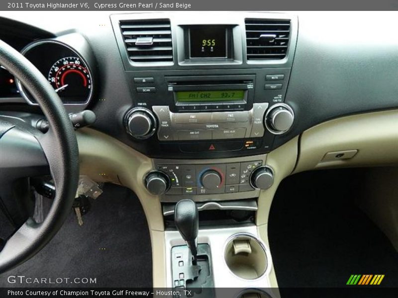 Cypress Green Pearl / Sand Beige 2011 Toyota Highlander V6