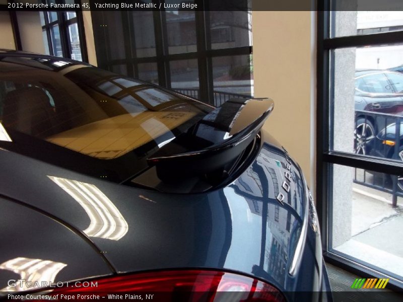 Yachting Blue Metallic / Luxor Beige 2012 Porsche Panamera 4S