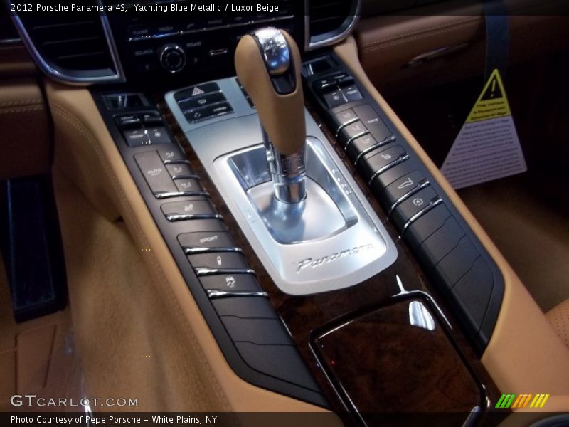  2012 Panamera 4S 7 Speed PDK Dual-Clutch Automatic Shifter