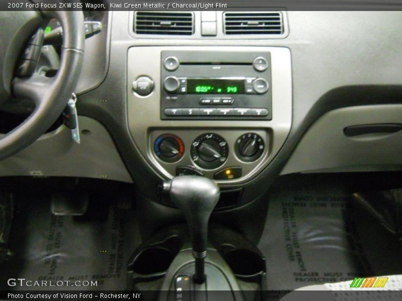 Kiwi Green Metallic / Charcoal/Light Flint 2007 Ford Focus ZXW SES Wagon