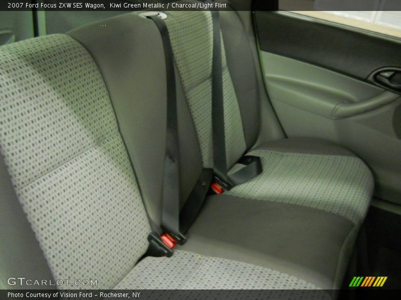 Kiwi Green Metallic / Charcoal/Light Flint 2007 Ford Focus ZXW SES Wagon
