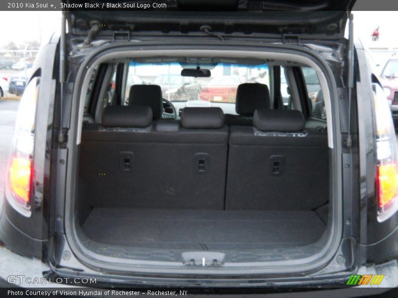 Shadow Black / Black Soul Logo Cloth 2010 Kia Soul +