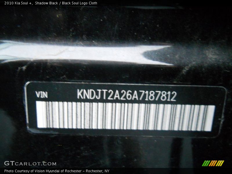Shadow Black / Black Soul Logo Cloth 2010 Kia Soul +