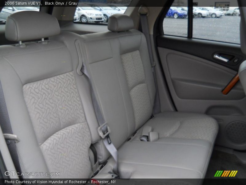 Black Onyx / Gray 2006 Saturn VUE V6