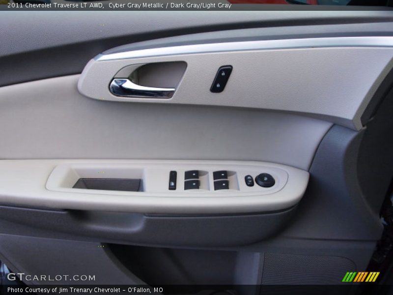 Cyber Gray Metallic / Dark Gray/Light Gray 2011 Chevrolet Traverse LT AWD