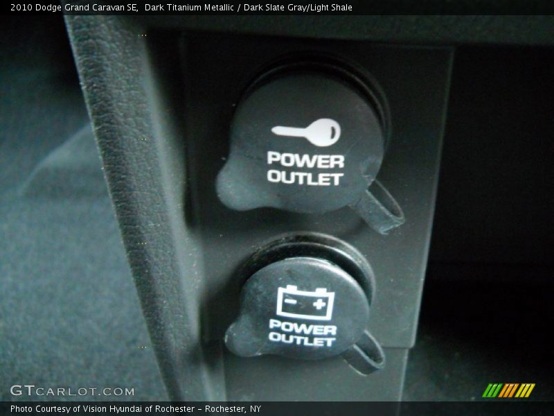 Dark Titanium Metallic / Dark Slate Gray/Light Shale 2010 Dodge Grand Caravan SE