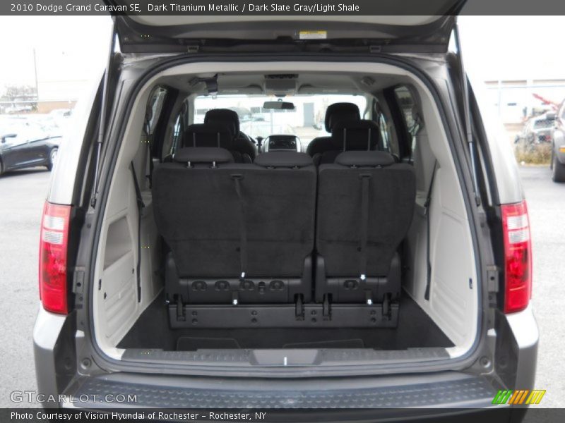 Dark Titanium Metallic / Dark Slate Gray/Light Shale 2010 Dodge Grand Caravan SE