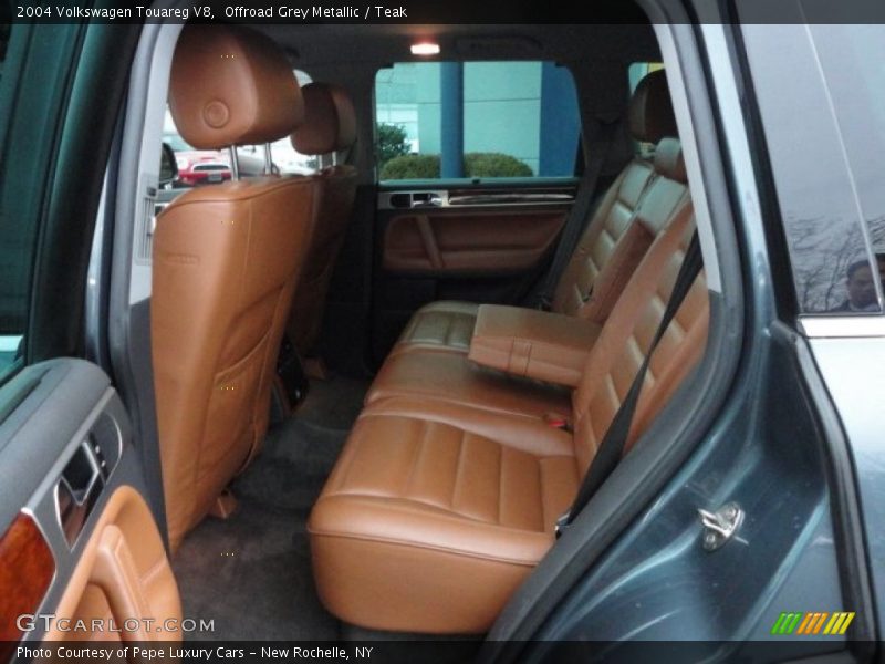 Offroad Grey Metallic / Teak 2004 Volkswagen Touareg V8