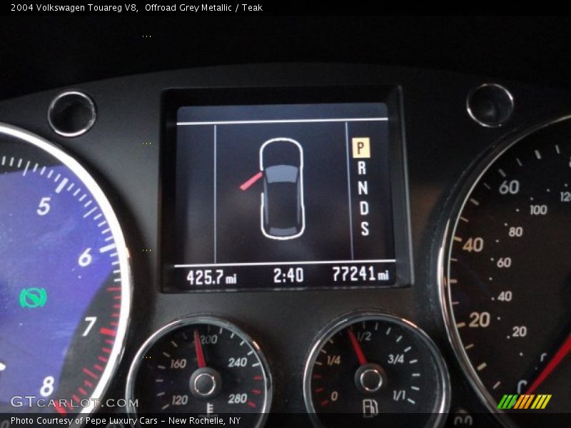Offroad Grey Metallic / Teak 2004 Volkswagen Touareg V8