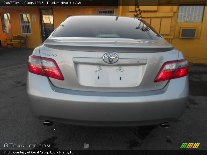Titanium Metallic / Ash 2007 Toyota Camry LE V6