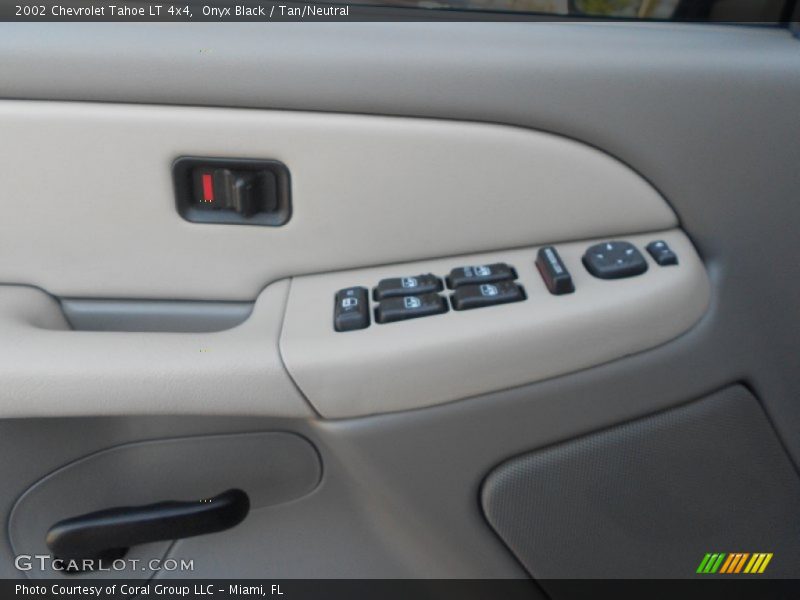 Onyx Black / Tan/Neutral 2002 Chevrolet Tahoe LT 4x4