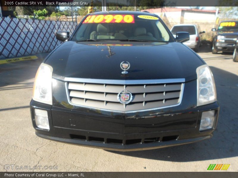 Black Raven / Light Gray 2005 Cadillac SRX V6