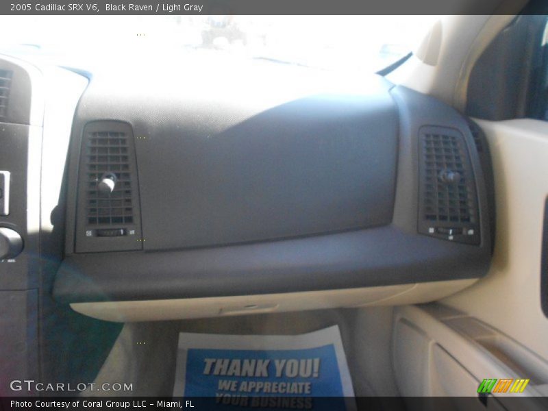Black Raven / Light Gray 2005 Cadillac SRX V6