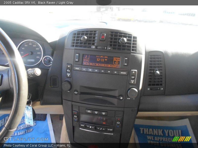 Black Raven / Light Gray 2005 Cadillac SRX V6