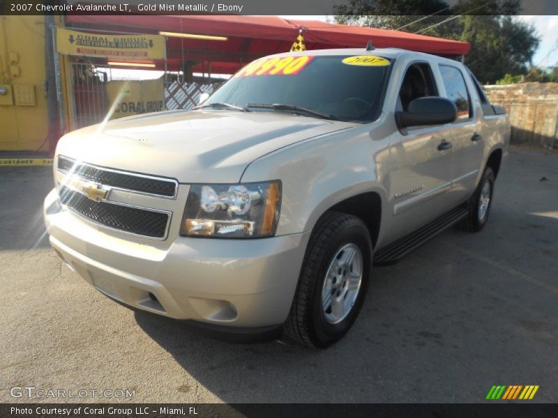 Gold Mist Metallic / Ebony 2007 Chevrolet Avalanche LT