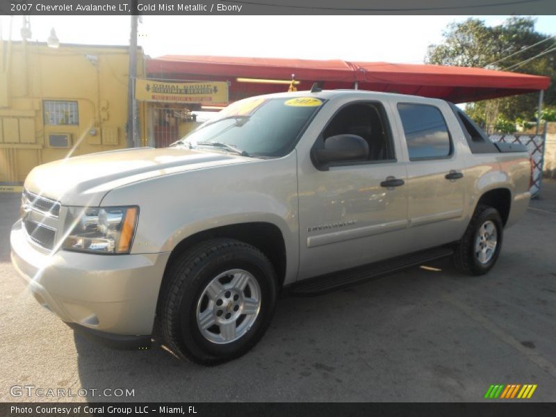 Gold Mist Metallic / Ebony 2007 Chevrolet Avalanche LT