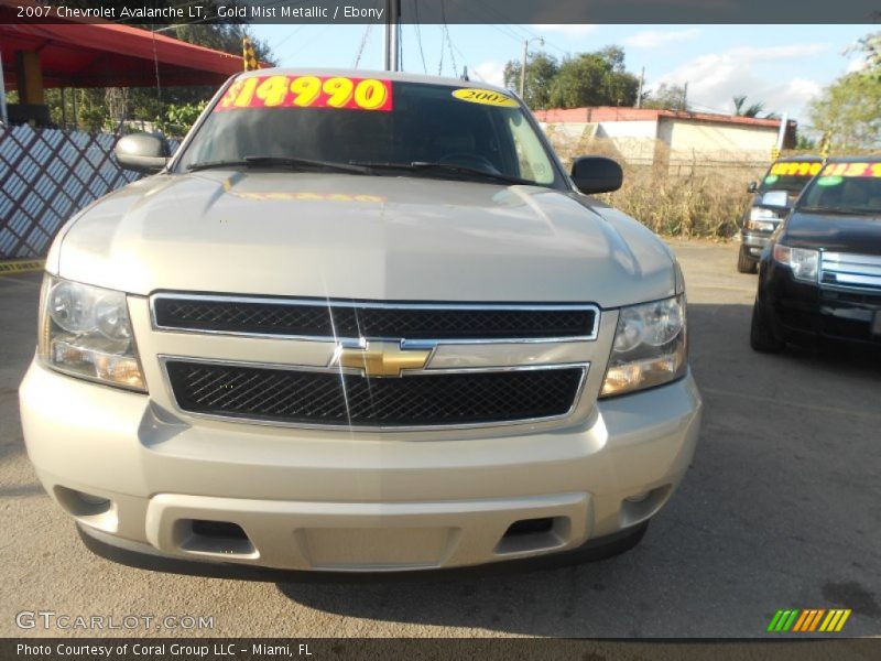 Gold Mist Metallic / Ebony 2007 Chevrolet Avalanche LT