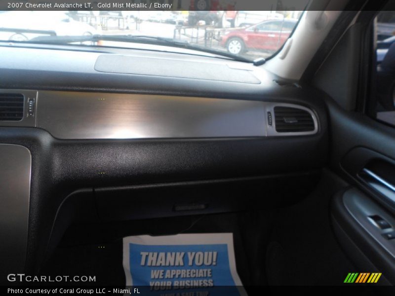 Gold Mist Metallic / Ebony 2007 Chevrolet Avalanche LT