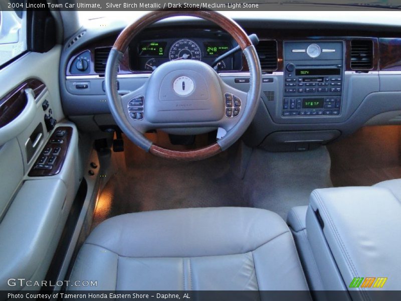 Silver Birch Metallic / Dark Stone/Medium Light Stone 2004 Lincoln Town Car Ultimate