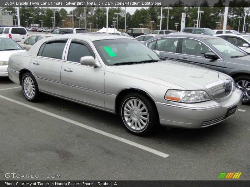 Silver Birch Metallic / Dark Stone/Medium Light Stone 2004 Lincoln Town Car Ultimate