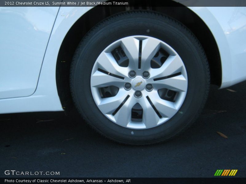Summit White / Jet Black/Medium Titanium 2012 Chevrolet Cruze LS