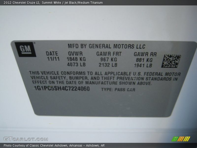Summit White / Jet Black/Medium Titanium 2012 Chevrolet Cruze LS