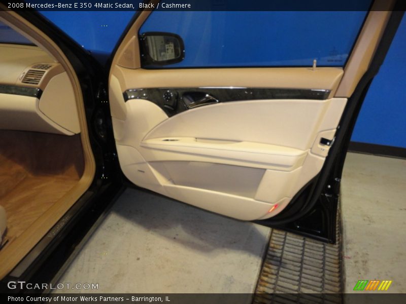 Black / Cashmere 2008 Mercedes-Benz E 350 4Matic Sedan