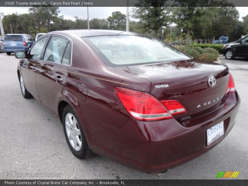 Cassis Red Pearl / Ivory 2006 Toyota Avalon XL